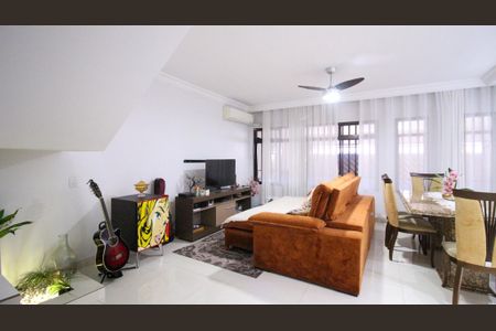 Casa para alugar com 3 quartos, 160m² em Vila Prudente, São Paulo