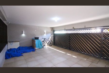 Casa para alugar com 160m², 3 quartos e 3 vagas