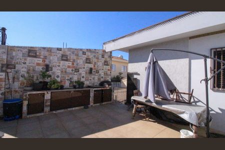 Casa para alugar com 160m², 3 quartos e 3 vagas