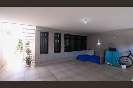 Casa para alugar com 160m², 3 quartos e 3 vagas