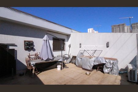 Casa para alugar com 160m², 3 quartos e 3 vagas