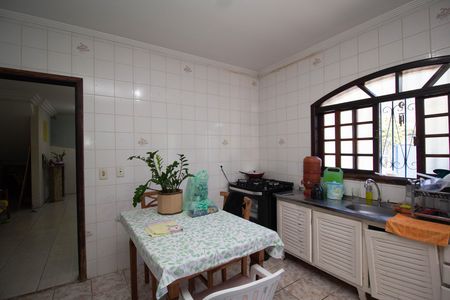 Cozinha de casa à venda com 3 quartos, 200m² em Parque Monteiro Soares, São Paulo