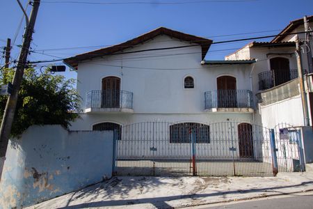 Fachada de casa à venda com 3 quartos, 200m² em Parque Monteiro Soares, São Paulo