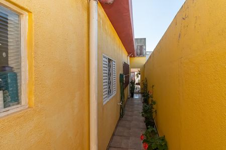 Casa à venda com 250m², 3 quartos e 4 vagas Casa à venda com 250m², 3 quartos e 4 vagasQuintal