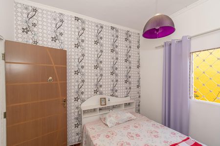Casa à venda com 250m², 3 quartos e 4 vagas Casa à venda com 250m², 3 quartos e 4 vagasQuarto 1