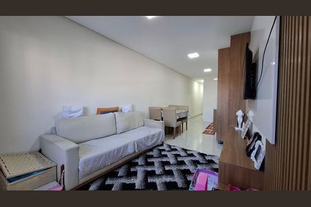 Casa para alugar com 130m², 3 quartos e 2 vagas Casa para alugar com 130m², 3 quartos e 2 vagasSala de TV