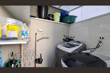 Casa para alugar com 130m², 3 quartos e 2 vagas Casa para alugar com 130m², 3 quartos e 2 vagasÁrea de Serviço 2