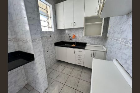 Cozinha de apartamento para alugar com 3 quartos, 85m² em Floresta, Belo Horizonte