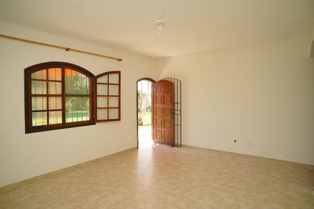 Casa para alugar com 211m², 3 quartos e 4 vagas Casa para alugar com 211m², 3 quartos e 4 vagasSala