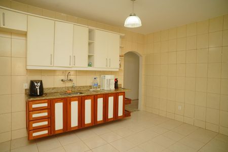 Casa para alugar com 211m², 3 quartos e 4 vagas Casa para alugar com 211m², 3 quartos e 4 vagasCozinha