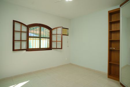 Casa para alugar com 211m², 3 quartos e 4 vagas Casa para alugar com 211m², 3 quartos e 4 vagasQuarto 2