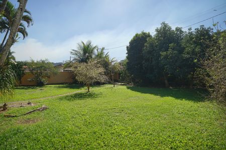 Casa para alugar com 211m², 3 quartos e 4 vagas Casa para alugar com 211m², 3 quartos e 4 vagasQuintal