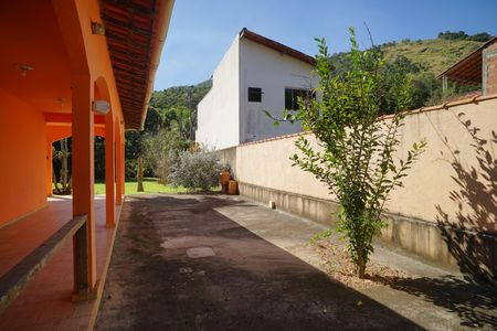 Casa para alugar com 211m², 3 quartos e 4 vagas Casa para alugar com 211m², 3 quartos e 4 vagasÁrea externa