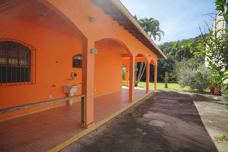 Casa para alugar com 211m², 3 quartos e 4 vagas Casa para alugar com 211m², 3 quartos e 4 vagasÁrea externa
