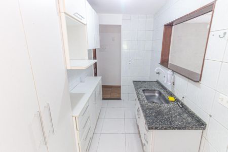 Apartamento à venda com 49m², 2 quartos e 1 vaga Apartamento à venda com 49m², 2 quartos e 1 vagaCozinha e Área de Serviço