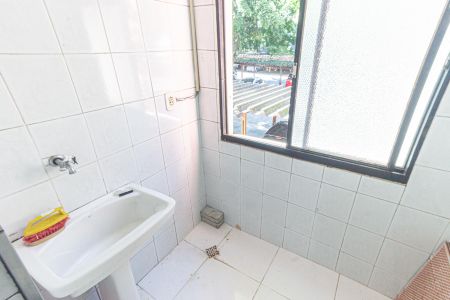Apartamento à venda com 49m², 2 quartos e 1 vaga Apartamento à venda com 49m², 2 quartos e 1 vagaCozinha e Área de Serviço