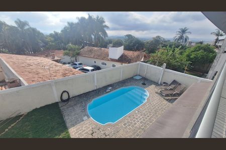 Casa para alugar com 340m², 4 quartos e 4 vagas