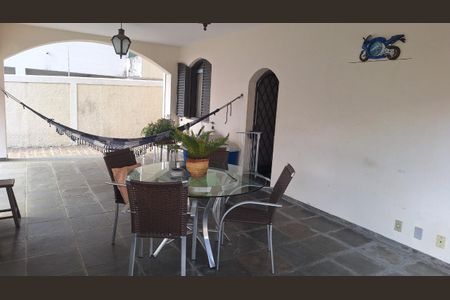 Casa para alugar com 4 quartos, 340m² em Jardim Esplanada, São José dos Campos