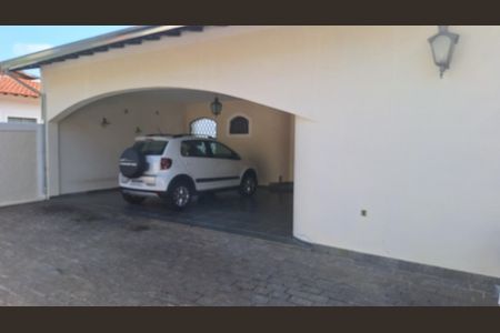 Casa para alugar com 340m², 4 quartos e 4 vagas