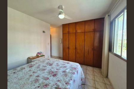 Casa à venda com 208m², 3 quartos e 2 vagas