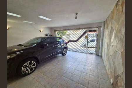 Casa à venda com 208m², 3 quartos e 2 vagas
