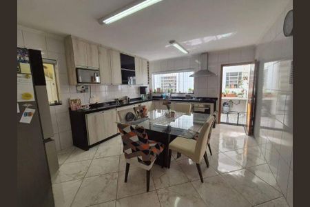 Casa à venda com 3 quartos, 208m² em Jardim Orlandina, São Bernardo do Campo