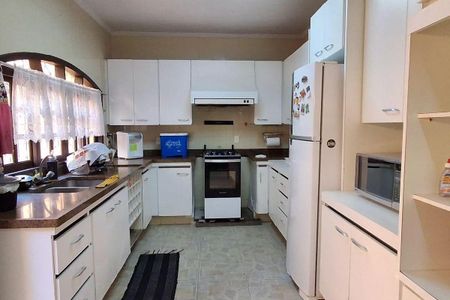 Casa à venda com 4 quartos, 298m² em Jardim Orlandina, São Bernardo do Campo