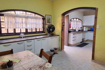 Casa à venda com 4 quartos, 298m² em Jardim Orlandina, São Bernardo do Campo