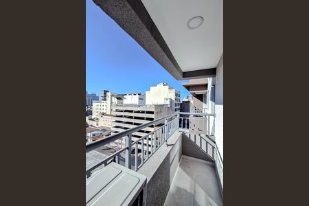 Varanda de kitnet/studio para alugar com 1 quarto, 28m² em Liberdade, São Paulo