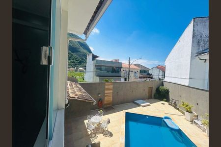 Casa à venda com 3 quartos, 280m² em Recreio dos Bandeirantes, Rio de Janeiro