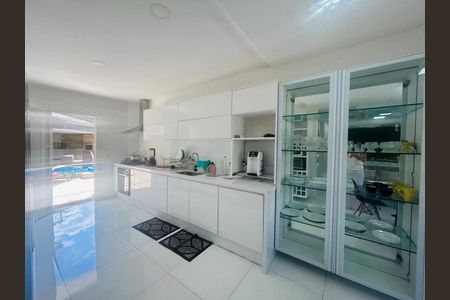Casa à venda com 3 quartos, 280m² em Recreio dos Bandeirantes, Rio de Janeiro