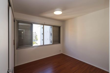 Apartamento à venda com 80m², 2 quartos e 2 vagasQuarto 1 - Suíte