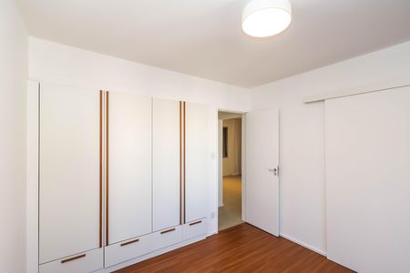 Apartamento à venda com 80m², 2 quartos e 2 vagasQuarto 1 - Suíte