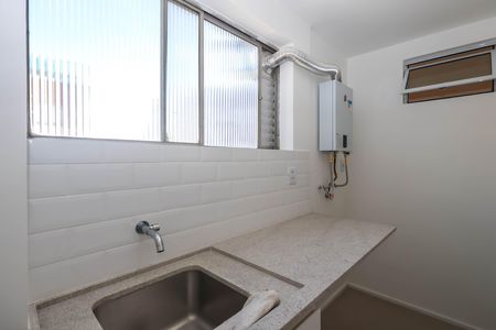 Apartamento à venda com 80m², 2 quartos e 2 vagasÁrea de Serviço