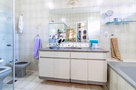 Casa à venda com 442m², 4 quartos e 4 vagas