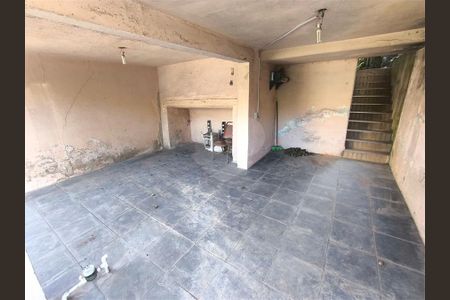 Casa à venda com 3 quartos, 144m² em Jardim Monte Alegre, Taboão da Serra