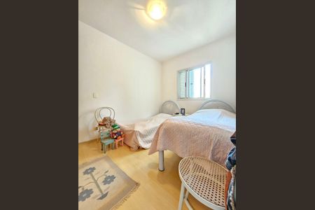 Casa à venda com 159m², 3 quartos e 2 vagas