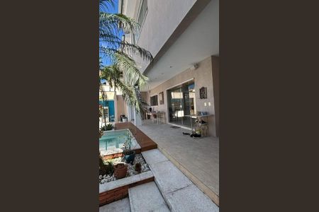 Casa à venda com 365m², 5 quartos e 4 vagas