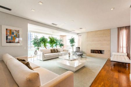 Apartamento à venda com 4 quartos, 240m² em Jardim Paulista, São Paulo