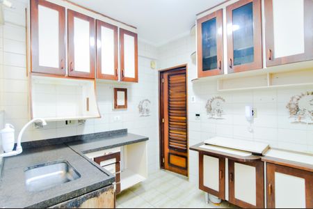 Apartamento para alugar com 80m², 2 quartos e 1 vagaCozinha