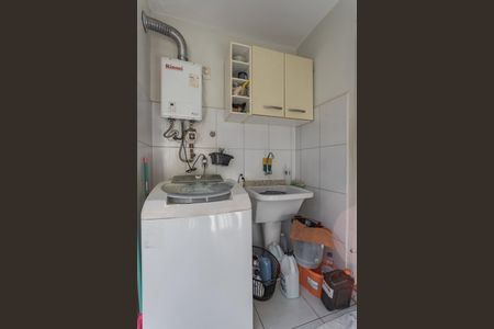 Casa à venda com 144m², 3 quartos e 2 vagas Casa à venda com 144m², 3 quartos e 2 vagasÁrea de Serviço