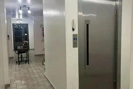 Apartamento à venda com 75m², 2 quartos e sem vaga