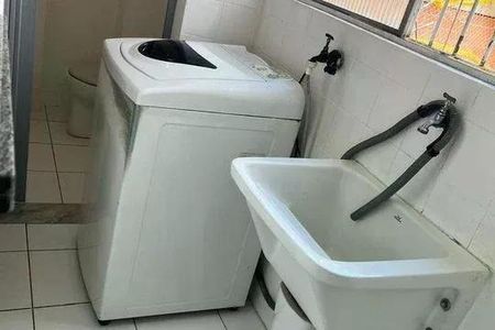 Apartamento à venda com 75m², 2 quartos e sem vaga