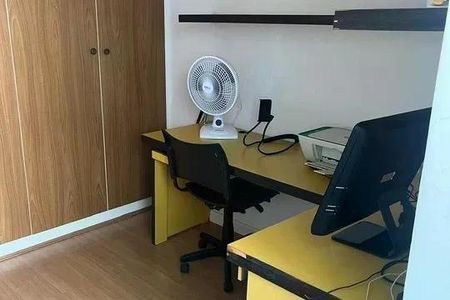 Apartamento à venda com 75m², 2 quartos e sem vaga