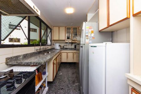 Apartamento à venda com 254m², 4 quartos e 4 vagas