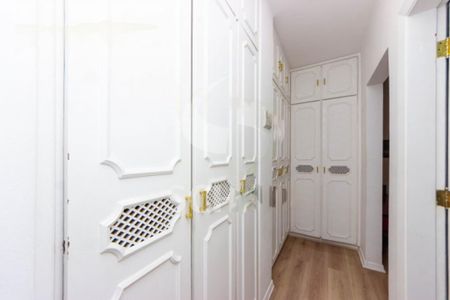 Apartamento à venda com 254m², 4 quartos e 4 vagas