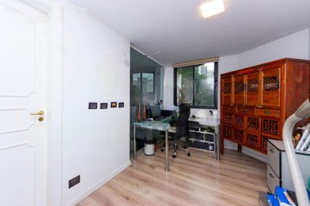 Apartamento à venda com 254m², 4 quartos e 4 vagas