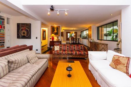 Apartamento à venda com 254m², 4 quartos e 4 vagas