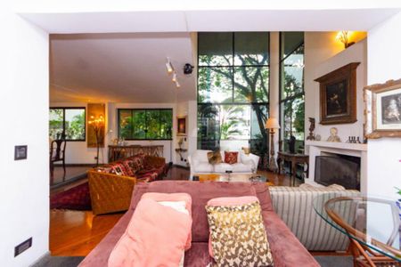 Apartamento à venda com 254m², 4 quartos e 4 vagas