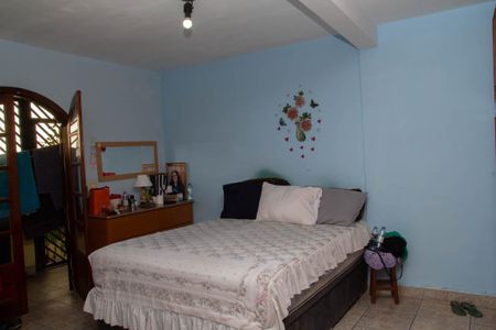 Casa à venda com 3 quartos, 268m² em Vila Ema, São Paulo